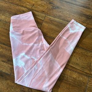 BuffBunny Pink Marble leggings